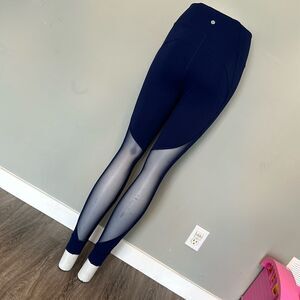 Lululemon Leggings Mesh Calves w Cutouts 3 Pockets Blue Size 4